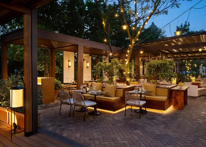 Jw Marriott Bucharest Grand Hotel